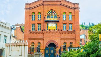 shutterstock_450562885-min